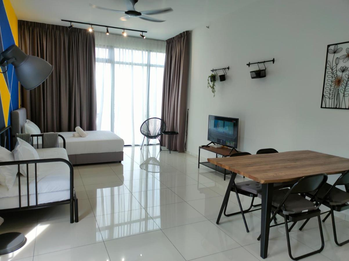 New 2Br Georgetown Warm And Lovely Homestay 10Pax-无敌美景两房民宿 Beacon Executive Suite Buitenkant foto