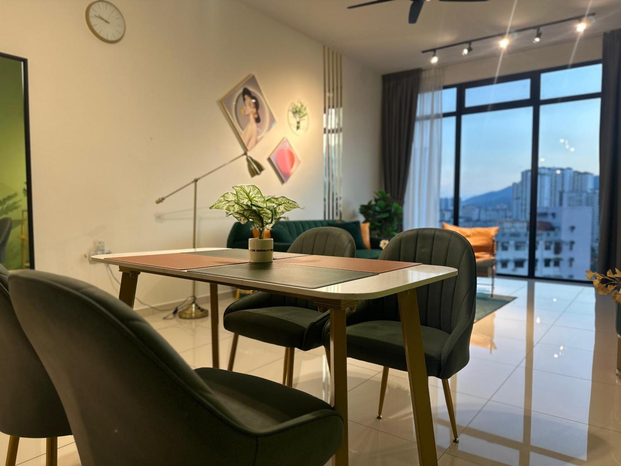 New 2Br Georgetown Warm And Lovely Homestay 10Pax-无敌美景两房民宿 Beacon Executive Suite Buitenkant foto