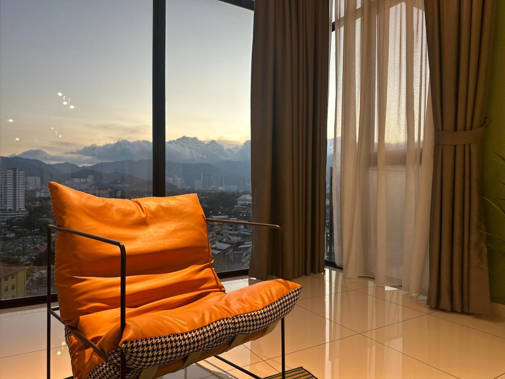 New 2Br Georgetown Warm And Lovely Homestay 10Pax-无敌美景两房民宿 Beacon Executive Suite Buitenkant foto